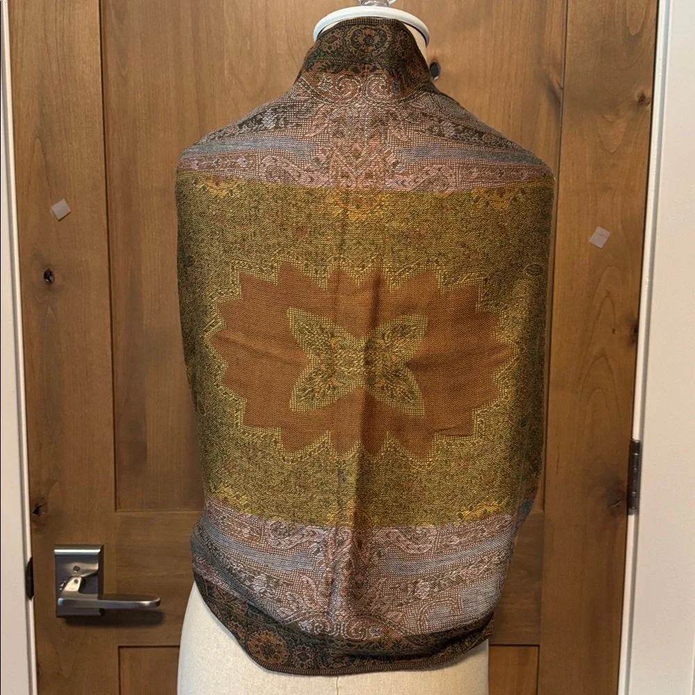 Scarf wrap Womens 21X70’ Fringe Floral Bohemian Gold brown pink green luxury
